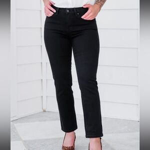 NWT Mica Black Straight Leg Ankle Jeans Sz 27/5